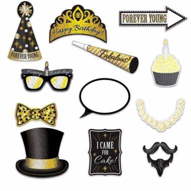 Carnavalskleding stuks photobooth props birthday party helmond