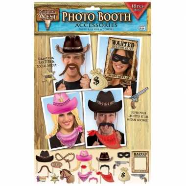 Carnavalskleding x photobooth props cowboy feestje helmond