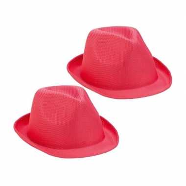 Carnavalskleding x roze trilby feesthoedje helmond